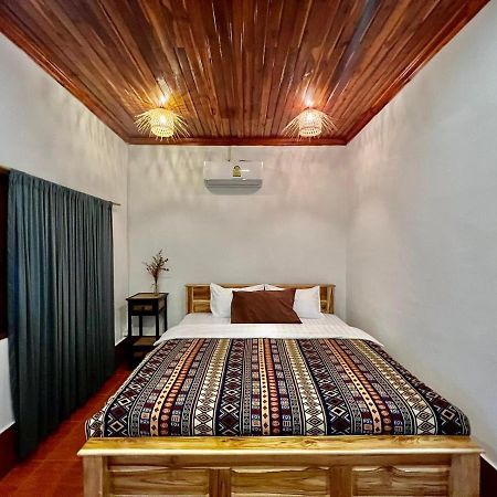 La Casa Hostel Luang Prabang Eksteriør billede